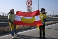 Aktivisti na hraniciach s Rakúskom: Ľuďom rozdávali banány