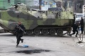 V Riu zúri vojna: Proti drogovým gangom nasadili tanky