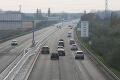 Medzi Bratislavou a Trnavou jazdíme 110-kou: Vodiči rozostupy ignorujú!