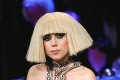 Lady GaGa: Speváčku prichytili v civile s priateľom a bábätkom