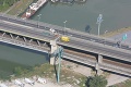 Prístavný most v Bratislave má byť rozšírený na šesť pruhov