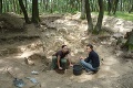 Archeológovia našli v Bojnej slovanské domy aj mohyly