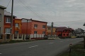 Ošarpaná dedina prežíva stavebný boom: Rómovia stavajú Lentilkovo