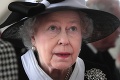 Kráľovnú Alžbetu II. vraj odpočúvali cez samovar!