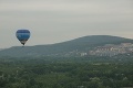 VIDEO - Megabalón nad Bratislavou: Lietajúci obor meria 26 metrov!