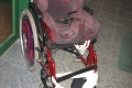 Španieli vytvorili invalidný vozík ovládaný mozgom