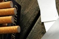 EP odporučil zvýšenie minimálnej sadzby DPH na cigarety a tabak