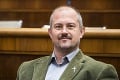 Pozitívny Kotleba bol v parlamente: Poslanci podstúpia antigénové testy na COVID-19