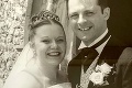 Neuveriteľná premena 18 rokov po svadbe: Ženích konečne mohol svoju nevestu preniesť cez prah