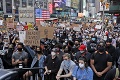 Predčasné zmiernenie po násilných protestoch: Starosta New Yorku zrušil zákaz vychádzania