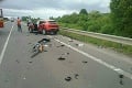 Nehoda štyroch áut na rýchlostnej ceste R3: Vo vozidlách boli maloletí, zasahujú hasiči