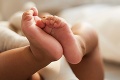 Obrovský šok pre rodičov i celú krajinu: Koronavírus zabil dojča