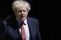 Británia v sobotu otvára bary a reštaurácie: Johnson vyzval ľudí na zodpovednosť