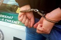 Ilegálne na Slovensku: Policajti zadržali dvoch Ukrajincov a jedného občana Kazachstanu