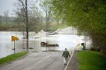 Mimoriadna situácia v Michigane: Po pretrhnutí priehrad evakuovali tisíce ľudí, hrozivé varovanie meteorológov