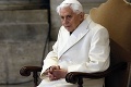 Bývalý pápež Benedikt v bolestiach: Nepríjemné ochorenie na tvári