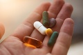 Analytik Vlachynský zdvíha varovný prst: S liekmi bude v najbližších rokoch oveľa väčší problém