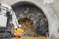 Veci sa začínajú hýbať: V tuneli Bikoš pri Prešove prerazili prvé metre