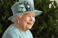 Britská kráľovná prijme vzácnu návštevu: Celosvetovo známy muž sa stane rytierom