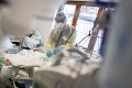 Pandemická situácia v Nemecku sa zhoršuje: V nemocniciach pribúdajú mladí ľudia