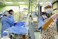 Pandemická situácia sa zlepšuje, nemocnice majú voľné lôžka: Kedy začnú operovať bežných pacientov?