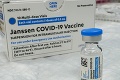 USA odporúčajú pozastaviť podávanie vakcíny Johnson & Johnson: Komplikácie u 6 žien
