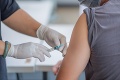 V Prešovskom kraji dostali vakcínu tisíce ľudí: Vo veľkokapacitných centrách už očkovali aj druhou dávkou