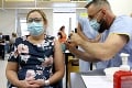 Slováci sa môžu dostať k vakcíne aj ako náhradníci: Kedy a kde sa prihlásiť na očkovanie proti Covid-19?
