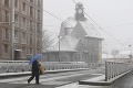 Košice zasypal sneh: V akcii je päť sypačov