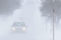 Meteorológovia varujú pred poľadovicou i snehovými závejmi: Tu sa majte na pozore