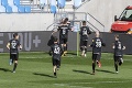 Historický moment v slovenskom futbale: VAR zachránil Zlaté Moravce pred penaltou, prehra ich však neminula
