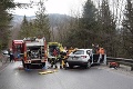 Zrážka auta a kamióna pri Donovaloch: Škodu vyčíslili na 22-tisíc eur