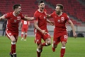 Poľskí futbalisti majú motiváciu: Sexi fanynka je najlepším dopingom