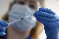 Južná Kórea začala rozvážať vakcíny, ktoré vyšli z domácej výrobnej linky: Tohto sa obávajú