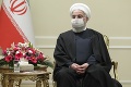 Iránsky prezident to už nevydržal: Americké sankcie bránia dovozu vakcín proti COVID-19