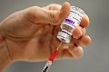 Nájdu kompromis? Británia sa blíži k dohode o vakcínach s Európskou úniou