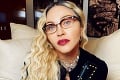 Madonnu zdobí nové tetovanie: Speváčka sa najprv musela potúžiť alkoholom