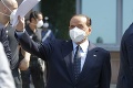 Berlusconi porazil COVID-19: Prekvapivé gesto exmanželky, s ktorou pred 11 rokmi prerušil kontakty
