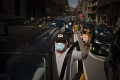 Do Barcelony sa vracia Uber: Naštvaní taxikári zaplavili ulice