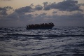 Osudová cesta migrantov: Pri potopení člna zahynula matka a dve deti