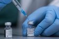 Poslanci sa nebudú plošne očkovať proti COVID-19: Vakcíny chcú prenechať ohrozeným skupinám
