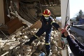 Následky zemetrasenia v Grécku: Za obeť padla stovka budov, 11 ľudí utrpelo zranenia