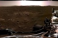Vyzerá to viac ako dobre: Robotické vozidlo Perseverance sa prešlo po Marse