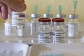 Po lavíne kritiky zmenilo Francúzsko názor: AstraZenecou bude očkovať aj ľudí starších než 65 rokov