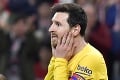 Bodka za spormi s Barcelonou: Messi vybehol na trávnik so spoluhráčmi