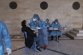 Pandémia v Grécku stále nie je úplne pod kontrolou: V Aténach platí prísny lockdown