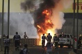 Momenty plné hrôzy na Veľkej cene Bahrajnu: Pretekára zachraňovali z plameňov!