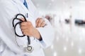 Ambulantní lekári sa obracajú na ministerstvo: Chýbajú nám informácie o liečbe ivermektínom