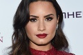 Speváčka Demi Lovato sa chválila veľkým prsteňom: Rozchod dva mesiace po zásnubách!