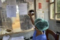 Pohreb zdravotnej sestry sa stal ohniskom nákazy: Guinea naraz zápasí s epidémiami 4 chorôb
